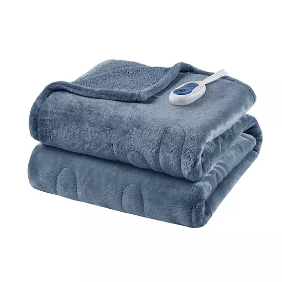 Beautyrest Oversized Reversible Microlight To Berber Electric Heated Throw Blanket 15 Beautyrest Oversized Reversible Microlight To Berber Electric Heated Throw Blanket - Image 15