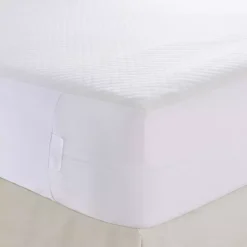 All-In-One Comfort Top Mattress Protector With Bed Bug Blocker