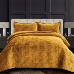 Tribeca Living Capri Medallion Velvet Oversized Quilt Set -Bedding Shop 4465947 Gold