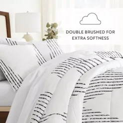 Home Collection Premium Ultra Soft Diamond Stripe Down-Alternative Comforter -Bedding Shop 5502100 ALT2