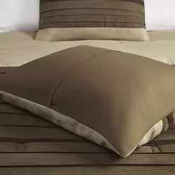 Madison Park Teagan 7-pc. Faux Suede Comforter Set With Throw Pillows -Bedding Shop 5713100 CC ALT3