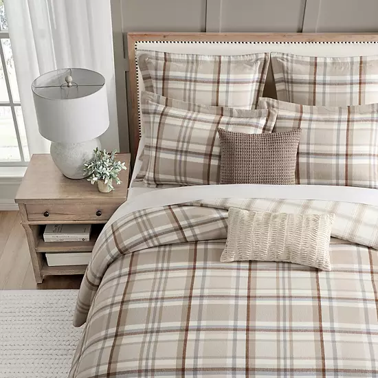 Levtex Home Spencer Plaid Flannel Duvet Cover Set 4 Levtex Home Spencer Plaid Flannel Duvet Cover Set - Image 4