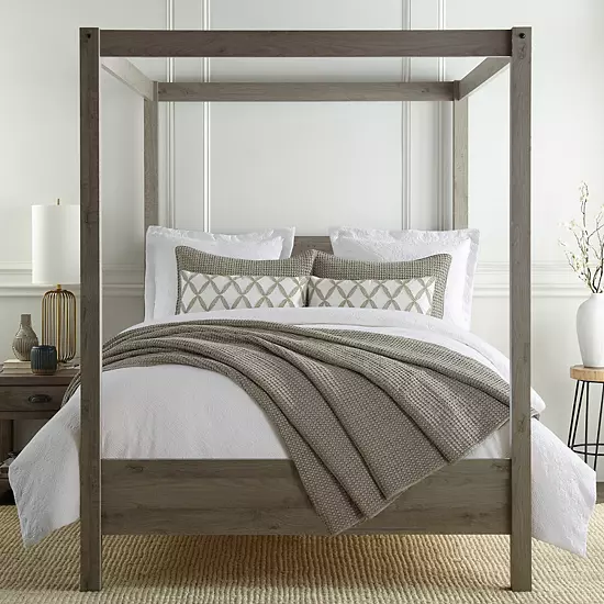 Levtex Home Matelasse Bright Duvet Cover Set 4 Levtex Home Matelasse Bright Duvet Cover Set - Image 4