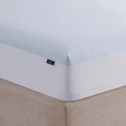 Serta® Cool Air Waterproof Soft And Breathable Mesh Mattress Protector