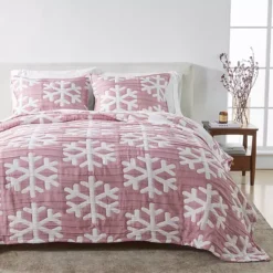 Madelinen Reversible Snowflake Matelassé Quilt Set With Shams -Bedding Shop 7182950 Red White