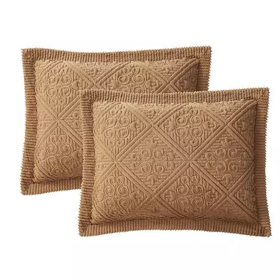 VCNY Home Westland Quilted Plush Bedspread Set 5 VCNY Home Westland Quilted Plush Bedspread Set - Image 5