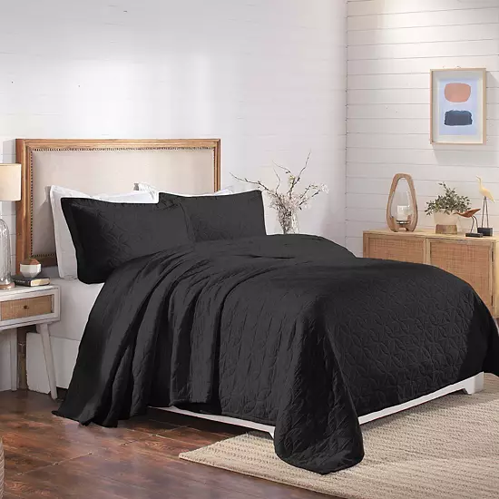 SUPERIOR Serenity Matelasse Weave Jacquard Celtic Circle Bedspread And Sham Set 1 SUPERIOR Serenity Matelasse Weave Jacquard Celtic Circle Bedspread And Sham Set