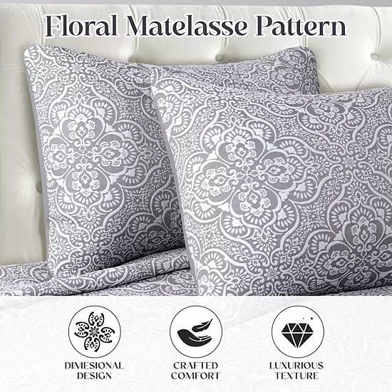 SUPERIOR Enzy Medium Weight Medallion Matelasse Quilt & Sham Set 5 SUPERIOR Enzy Medium Weight Medallion Matelasse Quilt & Sham Set - Image 5
