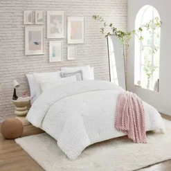 Bearpaw Sloan Wave Comforter Set With Shams