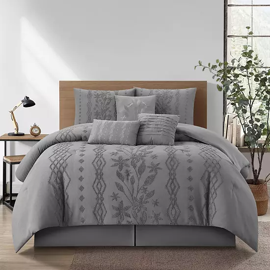 Nanshing Amalthea 7-pc. Leaves Comforter Set 9 Nanshing Amalthea 7-pc. Leaves Comforter Set - Image 9